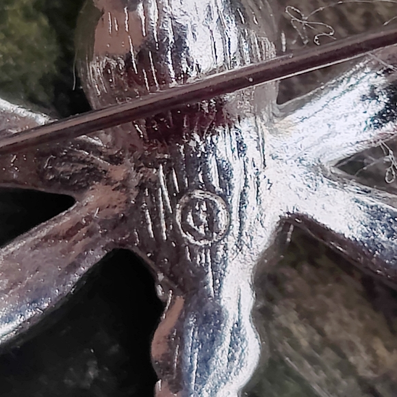 2 Vintage Designer Dragonfly Brooches - Picture 6 of 7